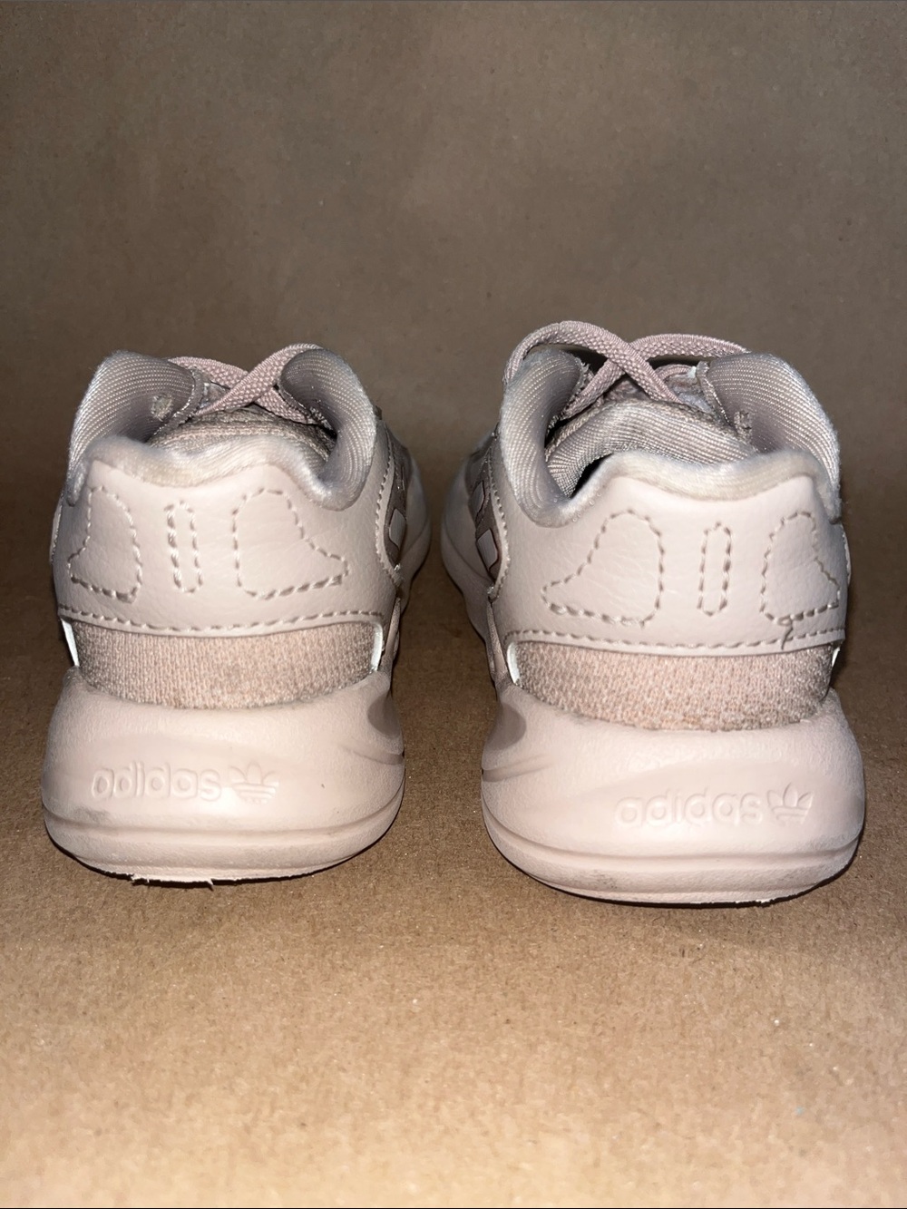 Adidas Infant & Toddlers' Ozelia Lifestyle Shoes Beige Pink Size 6 - Picture 3 of 6